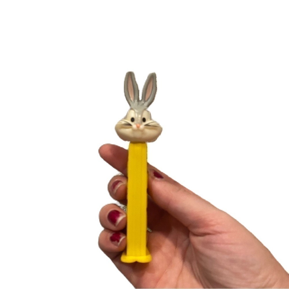 Vintage Bugs Bunny Pez Dispenser Yellow Gray